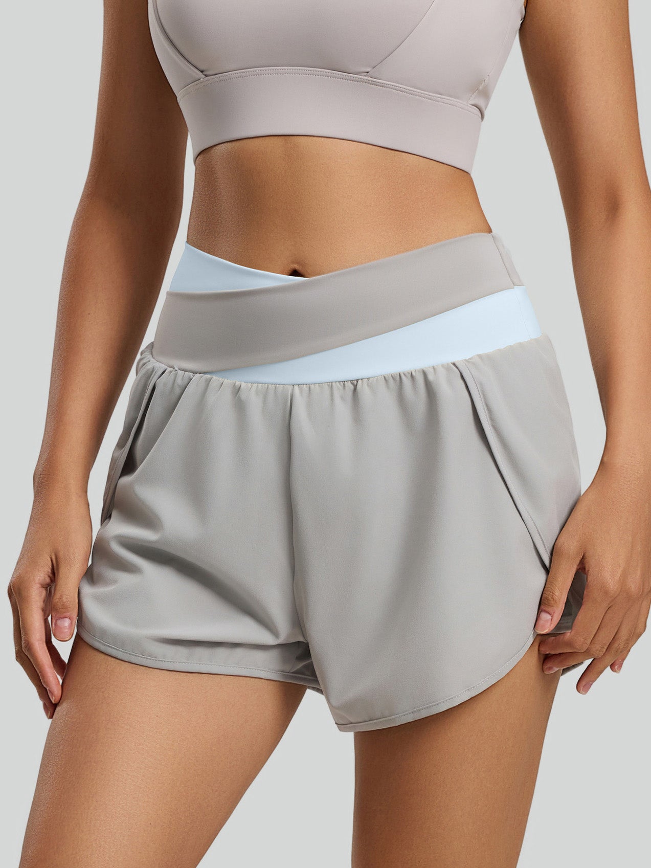 Women's Color-Block Faux-Layered Yoga Shorts — Anti-Exposure, "Naked-Feel" Running & Fitness Shorts