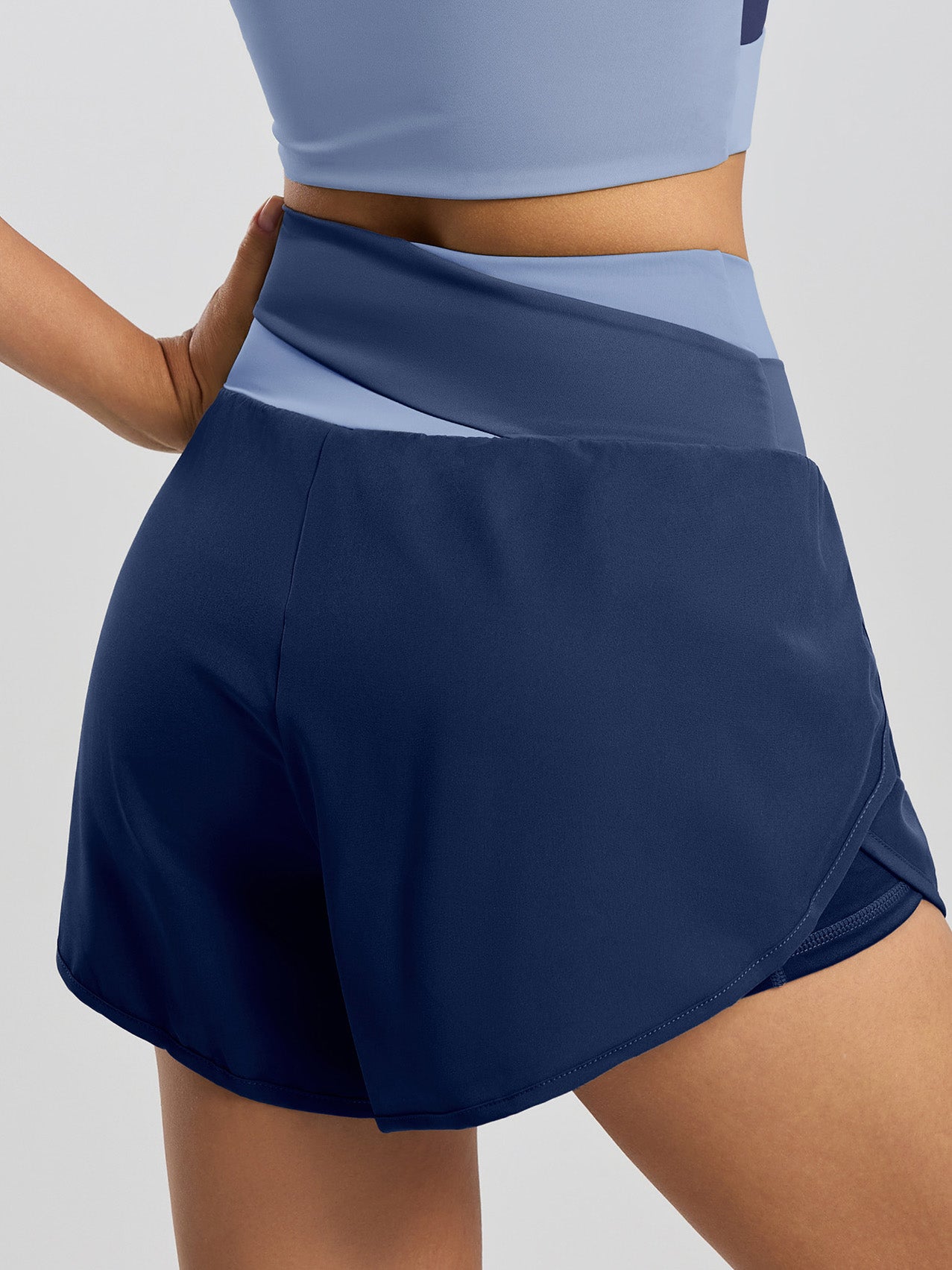 Women's Color-Block Faux-Layered Yoga Shorts — Anti-Exposure, "Naked-Feel" Running & Fitness Shorts