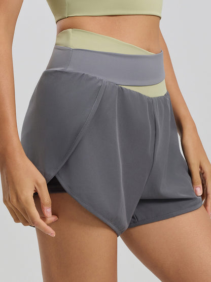 Women's Color-Block Faux-Layered Yoga Shorts — Anti-Exposure, "Naked-Feel" Running & Fitness Shorts